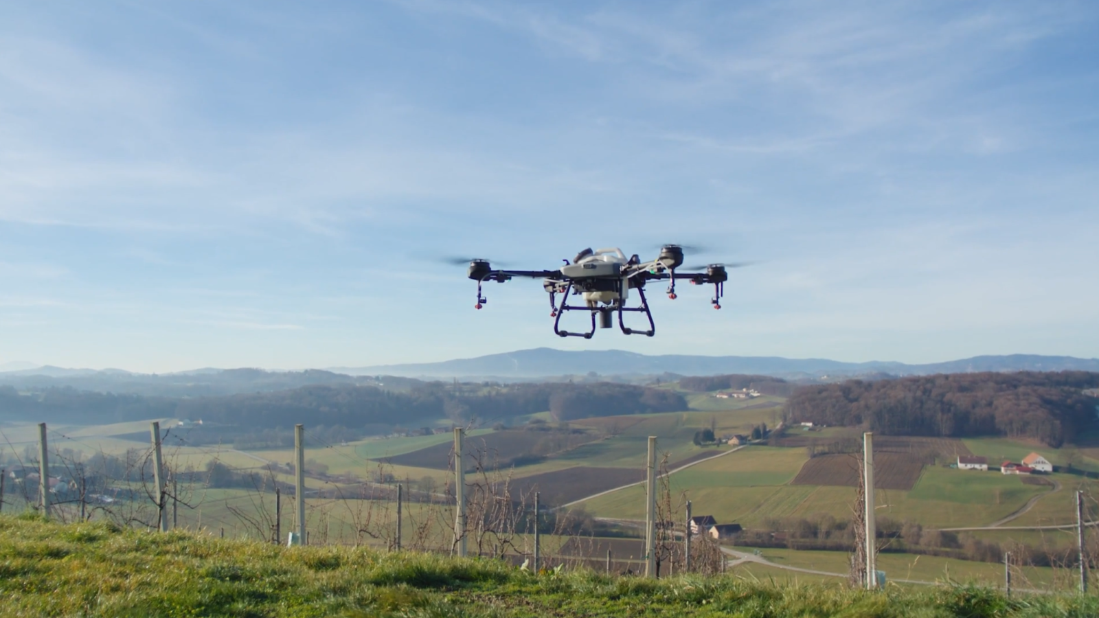 solutions_drone-spraying_no2