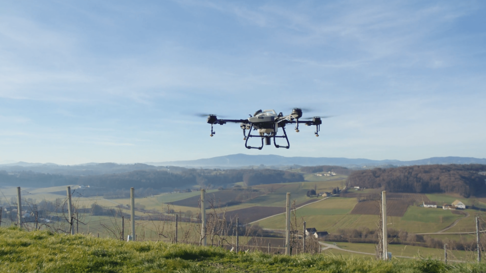 solutions_drone-spraying_no2